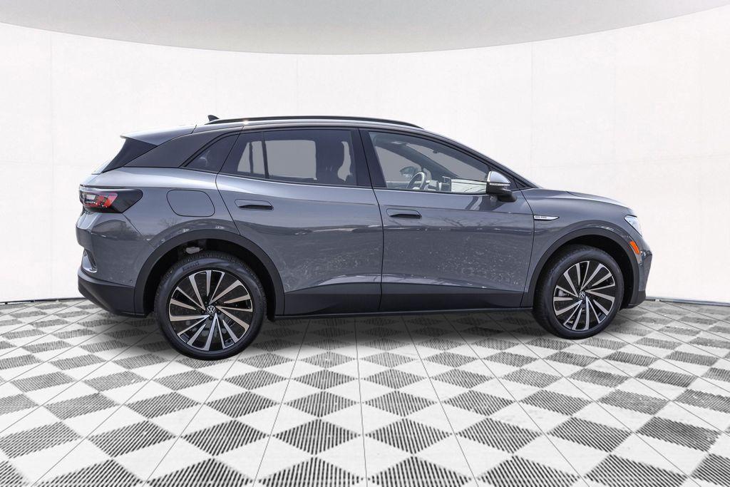 new 2025 Volkswagen ID.4 car, priced at $43,853