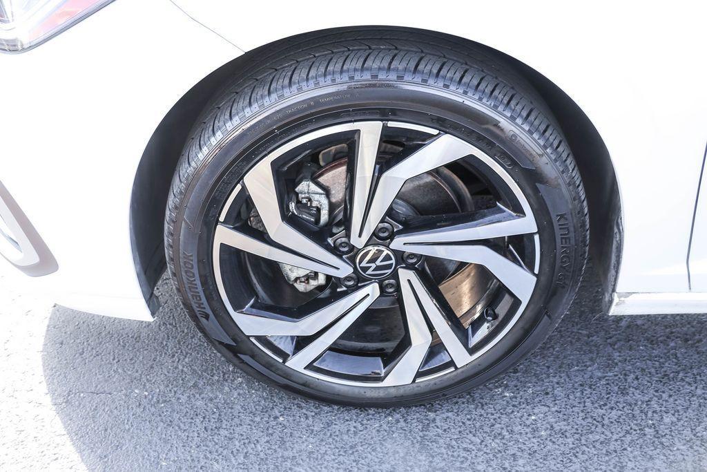 used 2025 Volkswagen Jetta car, priced at $25,152