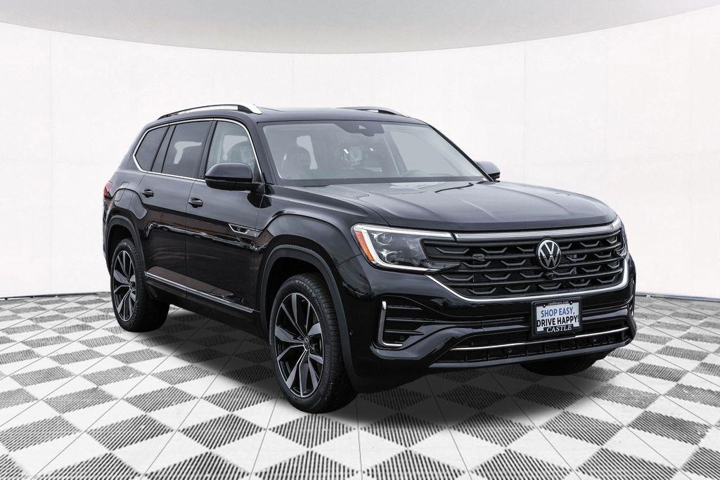 new 2025 Volkswagen Atlas car, priced at $50,086