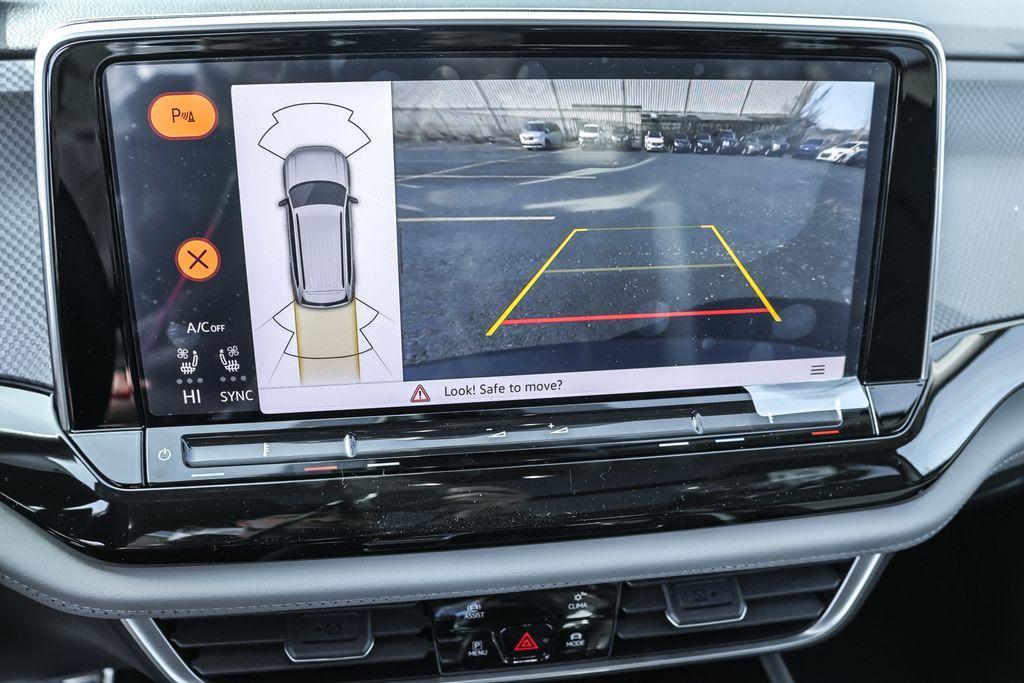 new 2025 Volkswagen Atlas car, priced at $45,341