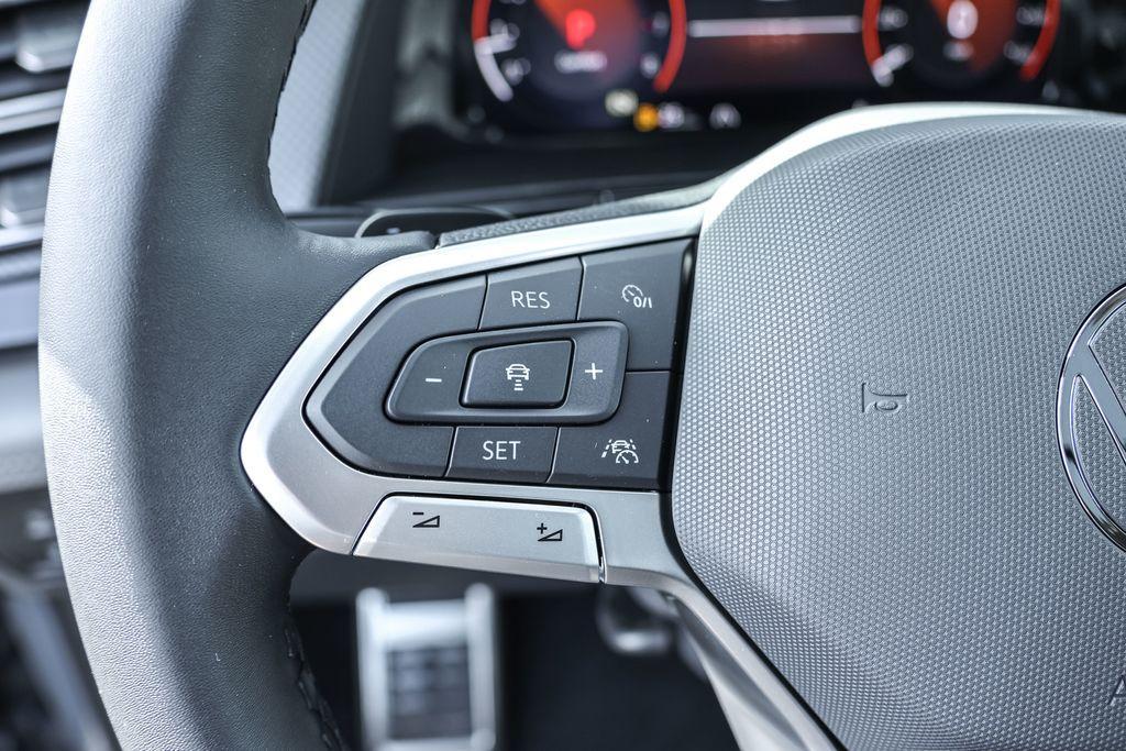 new 2025 Volkswagen Atlas car, priced at $45,341