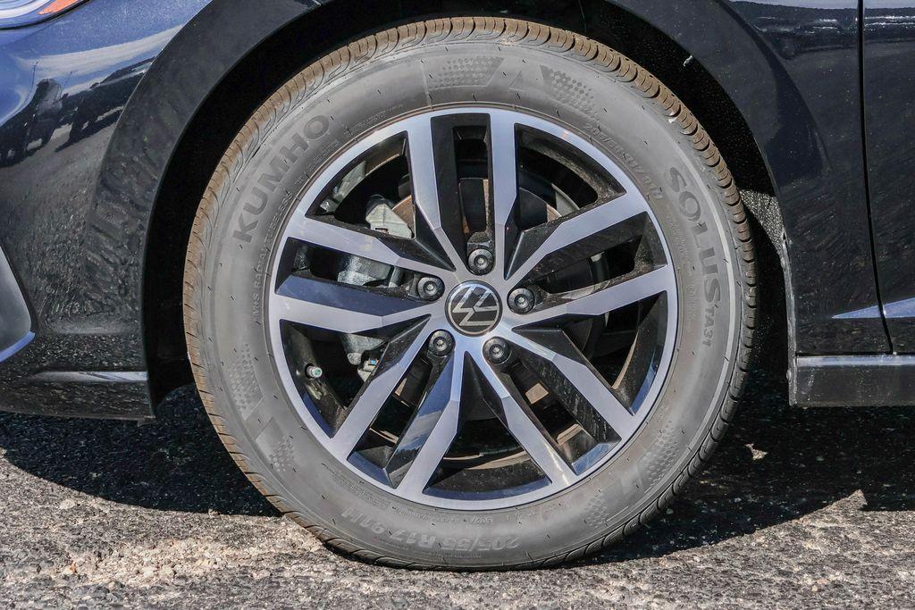 new 2025 Volkswagen Jetta car, priced at $24,081