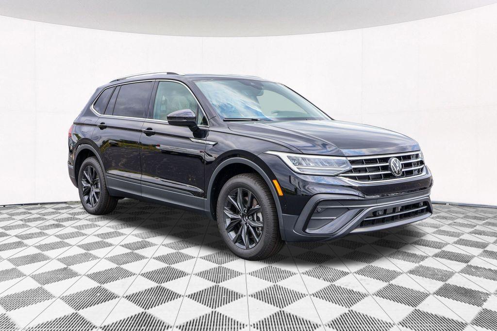 new 2024 Volkswagen Tiguan car, priced at $30,902