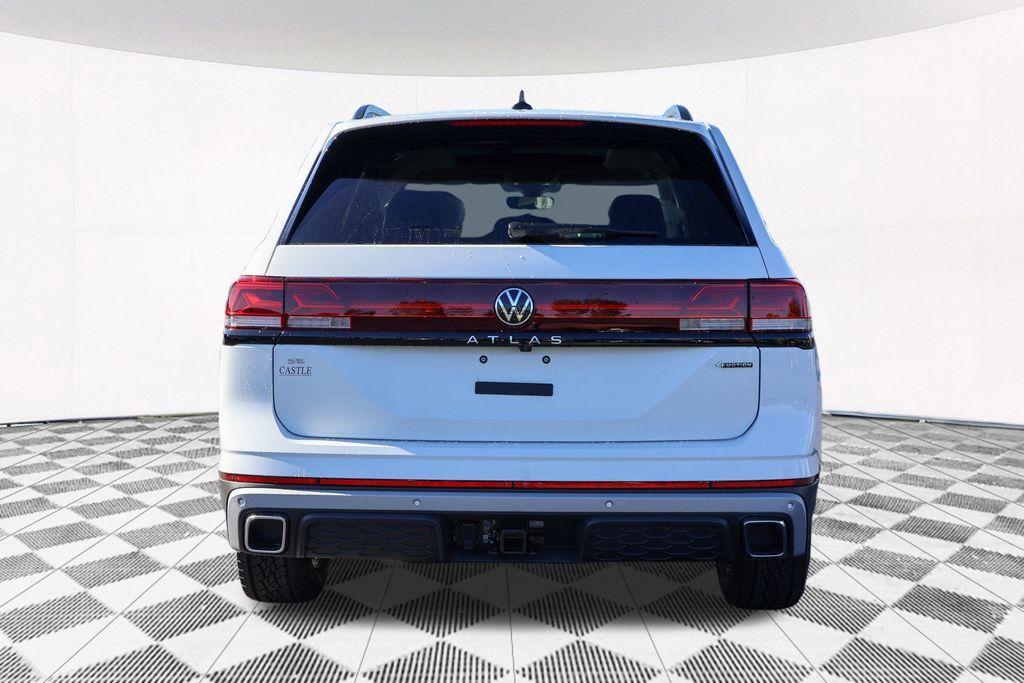 new 2025 Volkswagen Atlas car, priced at $44,904