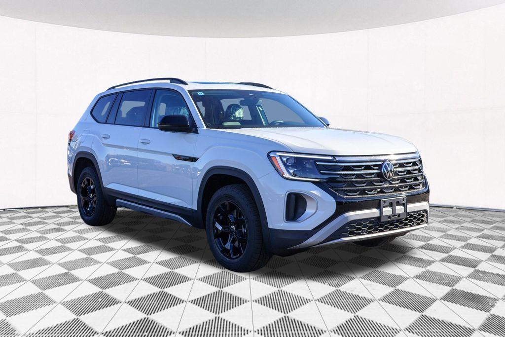 new 2025 Volkswagen Atlas car, priced at $44,904