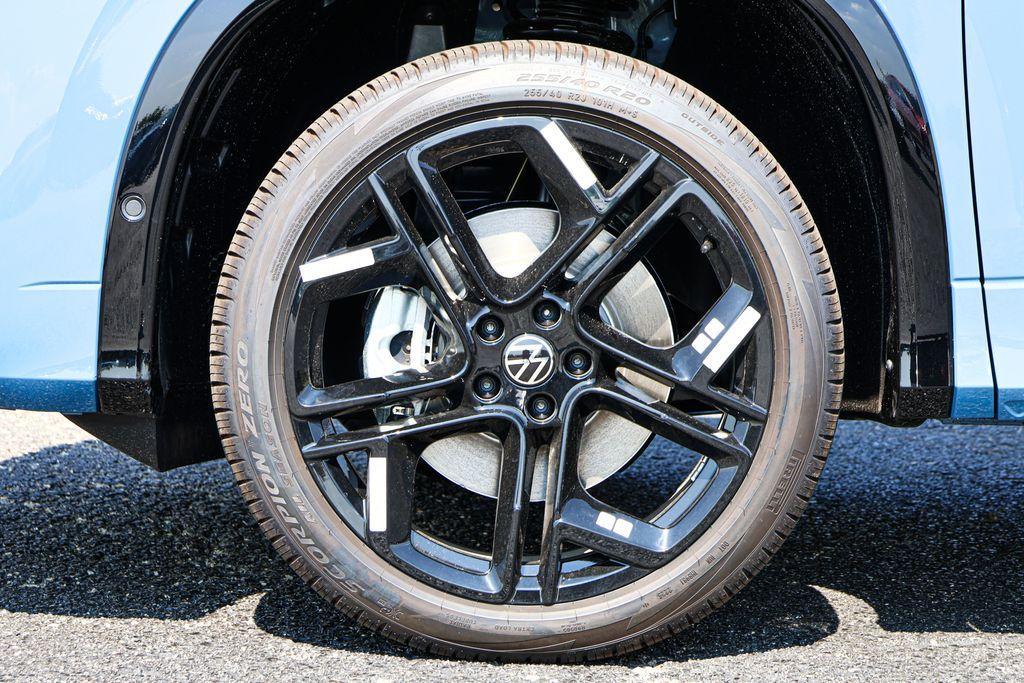 new 2025 Volkswagen Tiguan car, priced at $37,410