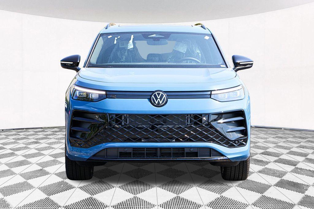 new 2025 Volkswagen Tiguan car, priced at $37,410