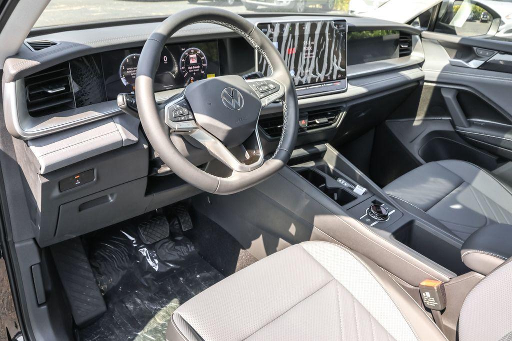 new 2025 Volkswagen Tiguan car, priced at $34,945