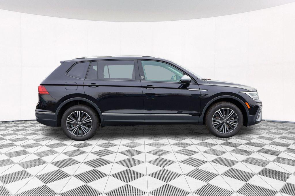 new 2024 Volkswagen Tiguan car, priced at $30,335