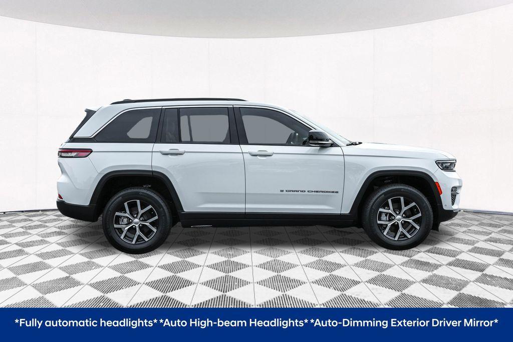 used 2024 Jeep Grand Cherokee car, priced at $44,334