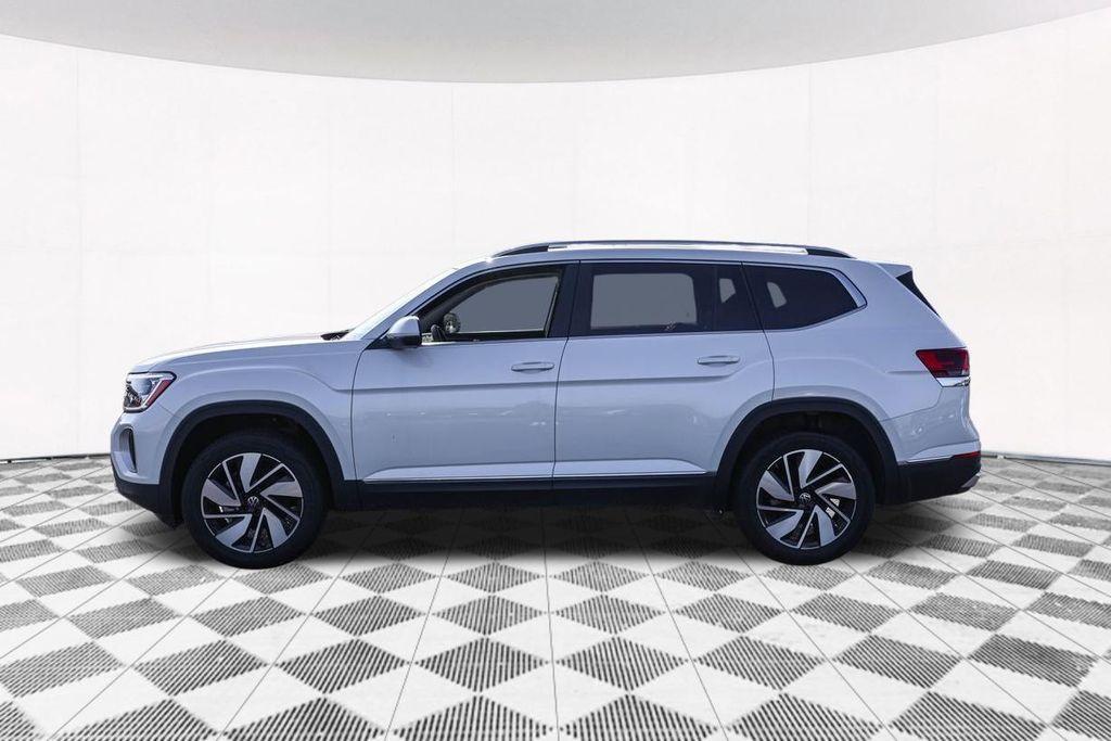 new 2024 Volkswagen Atlas car, priced at $43,211