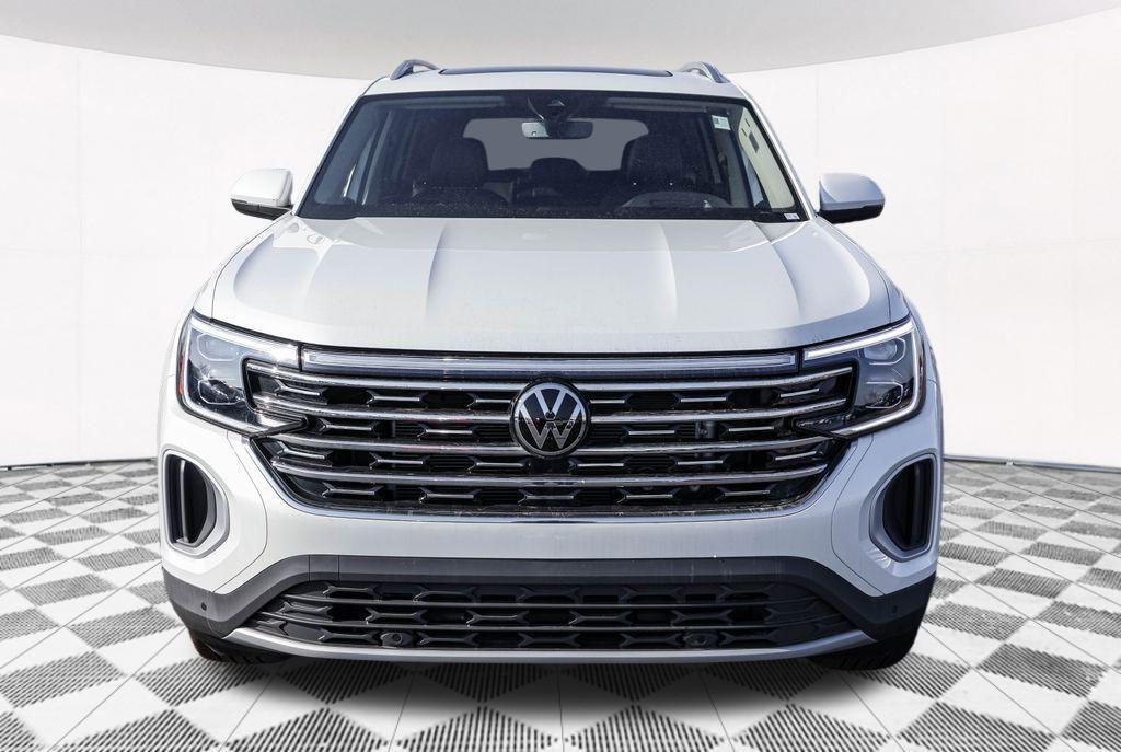 new 2024 Volkswagen Atlas car, priced at $43,211