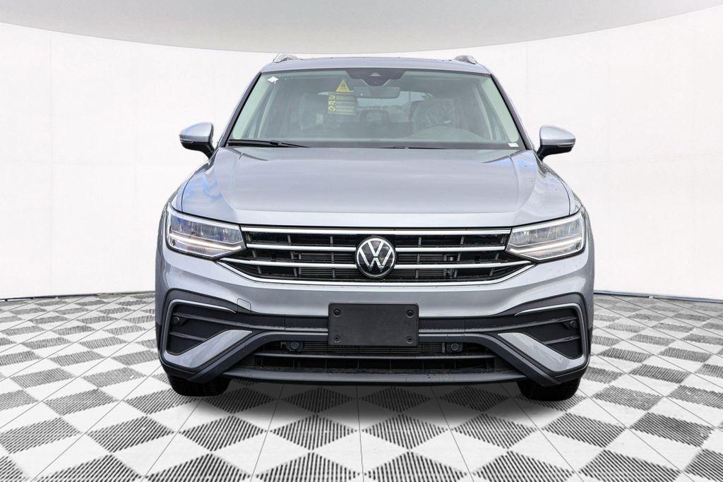 new 2024 Volkswagen Tiguan car, priced at $30,902