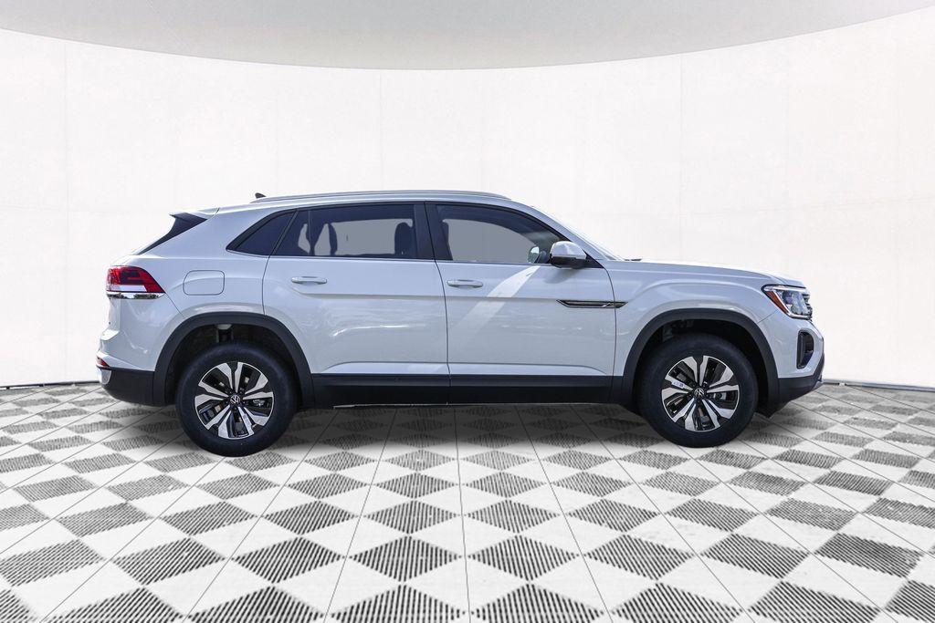 new 2026 Volkswagen Atlas Cross Sport car, priced at $41,044
