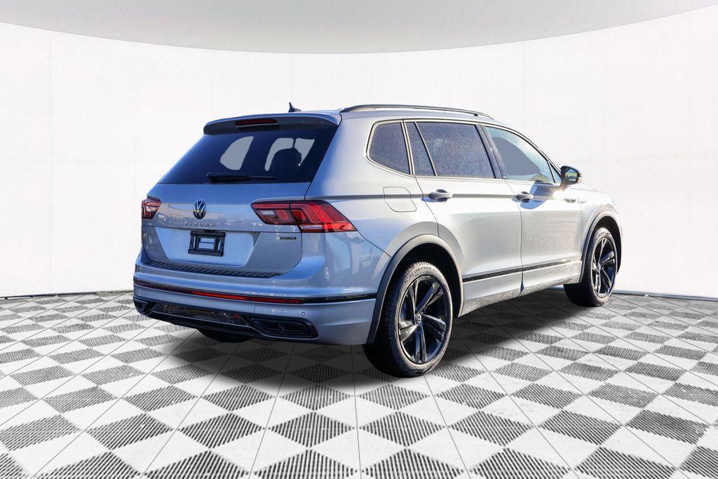 new 2024 Volkswagen Tiguan car, priced at $32,911