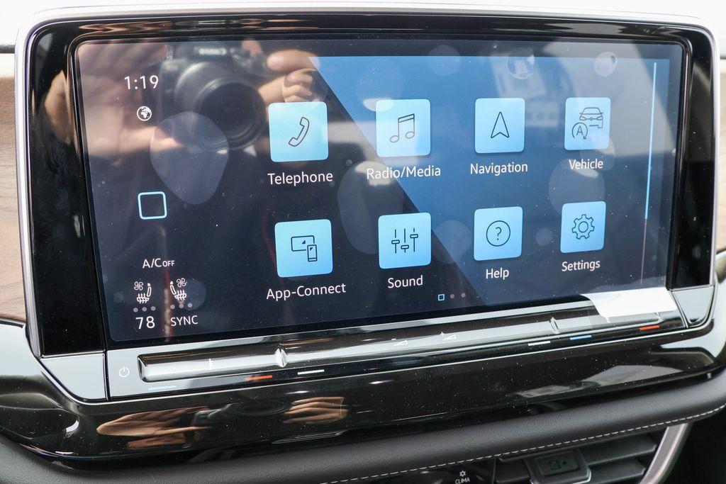 new 2025 Volkswagen Atlas car, priced at $42,943