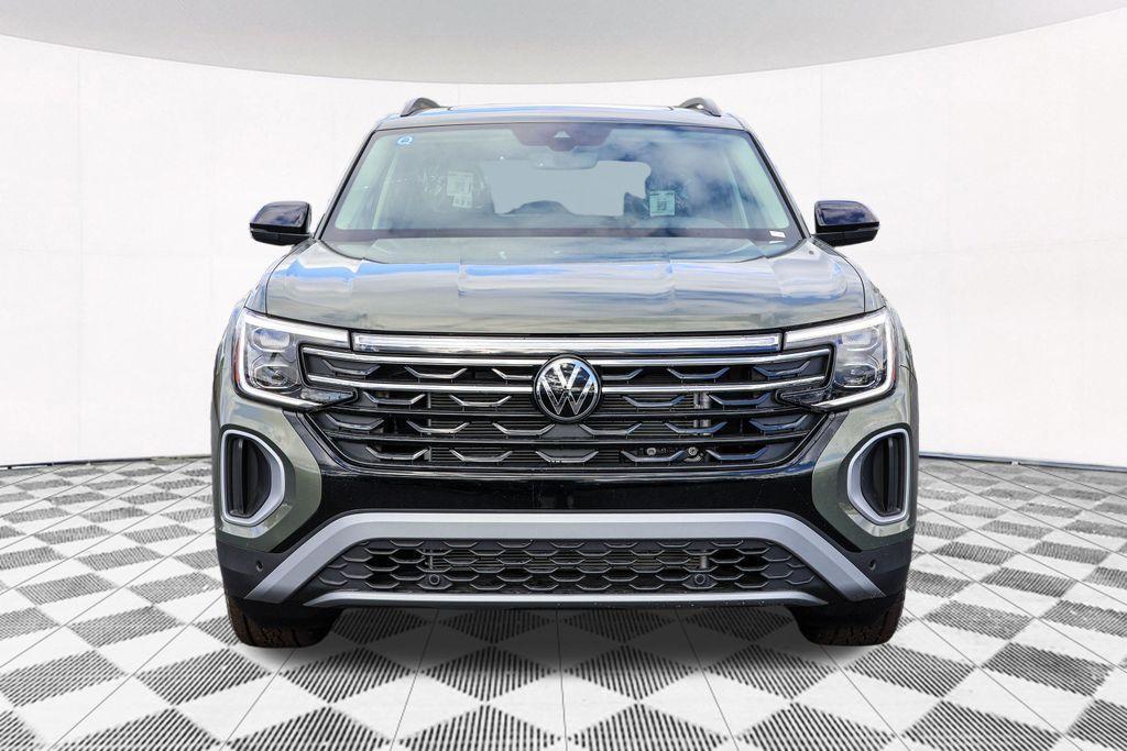 new 2025 Volkswagen Atlas car, priced at $46,002