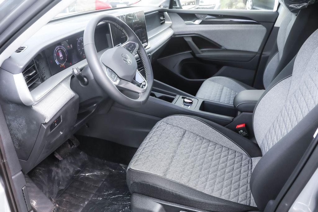 new 2025 Volkswagen Tiguan car, priced at $30,922