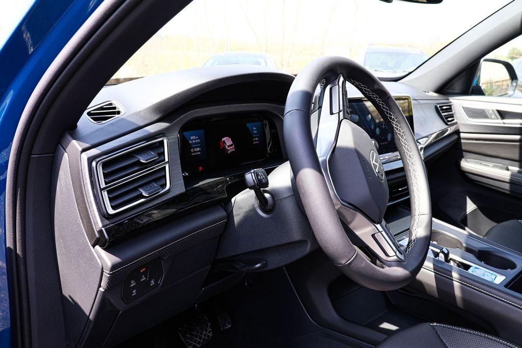 new 2025 Volkswagen Atlas Cross Sport car, priced at $39,225