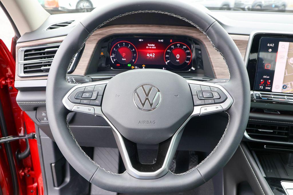 new 2025 Volkswagen Atlas car, priced at $47,009
