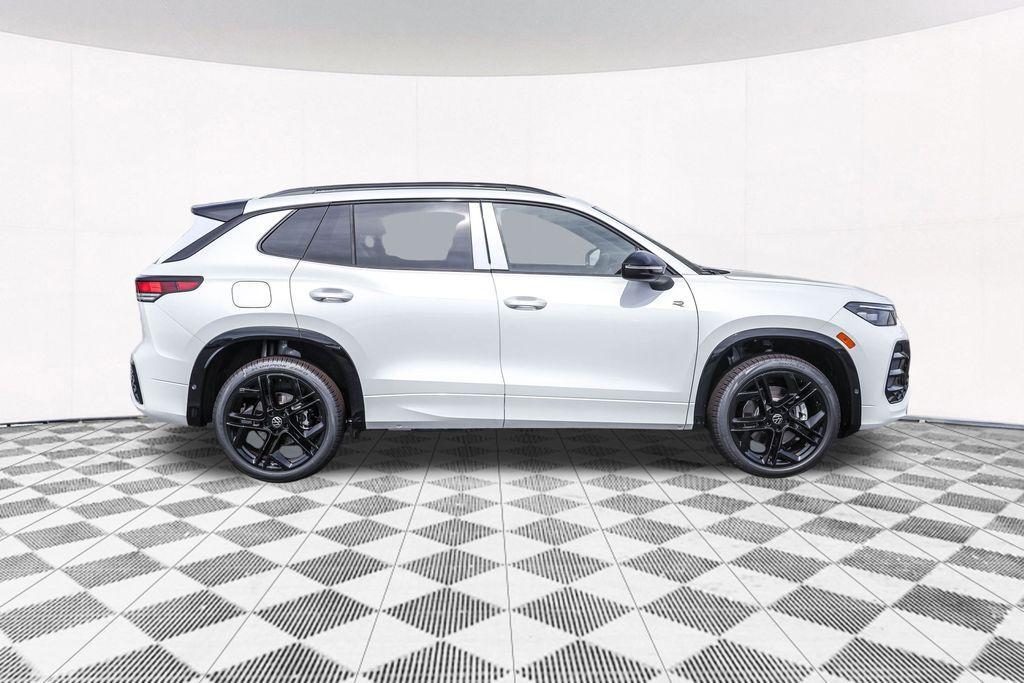new 2025 Volkswagen Tiguan car, priced at $37,295