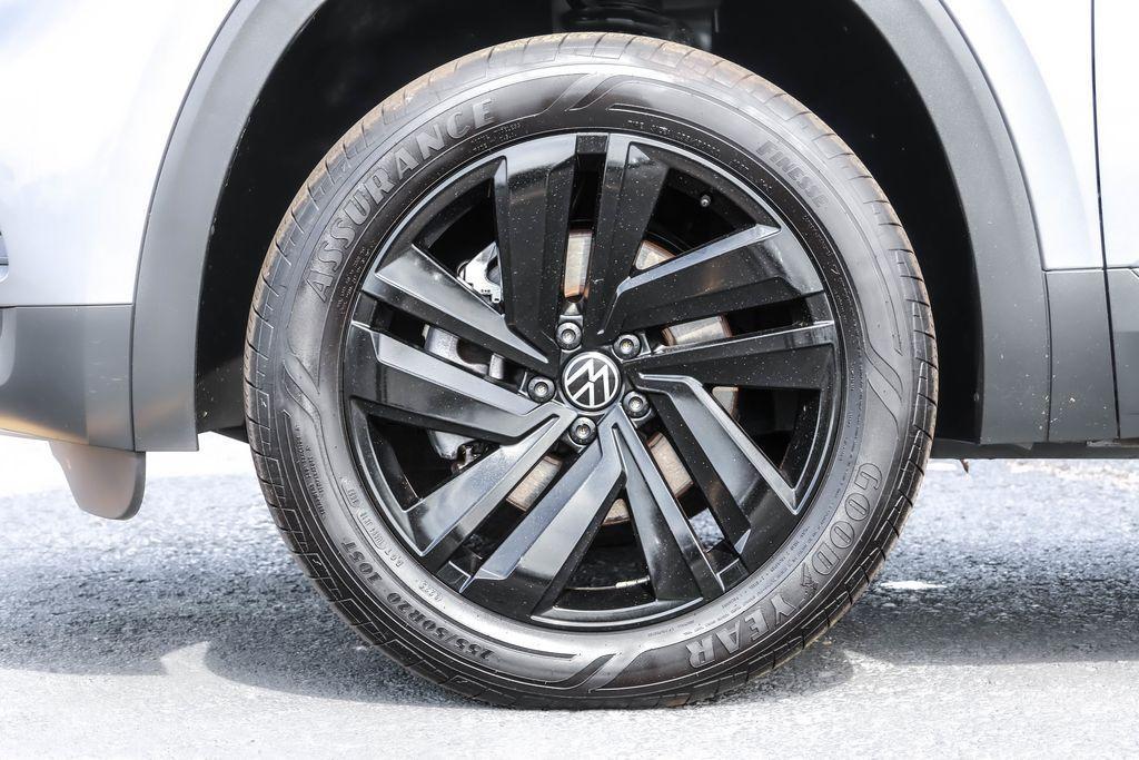 used 2023 Volkswagen Atlas Cross Sport car, priced at $28,676