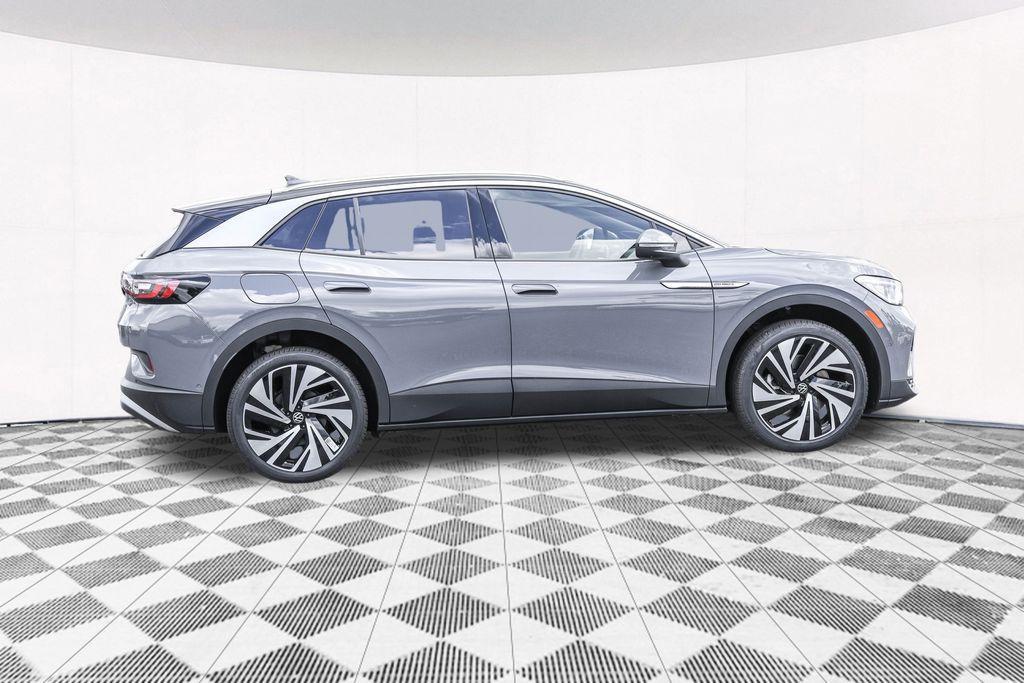 new 2025 Volkswagen ID.4 car, priced at $52,925