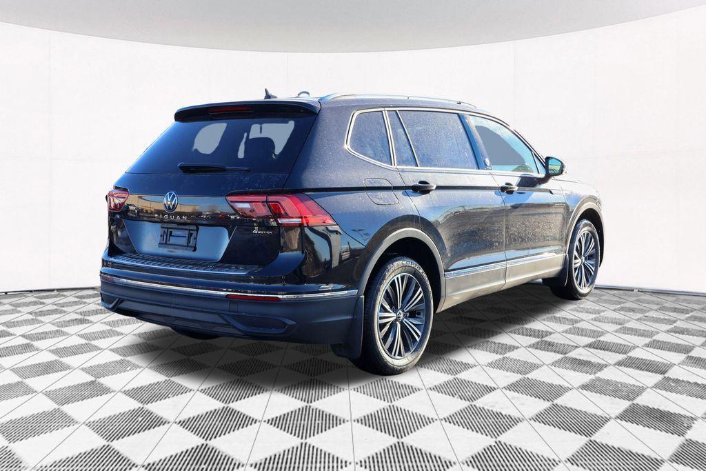 new 2024 Volkswagen Tiguan car, priced at $30,468