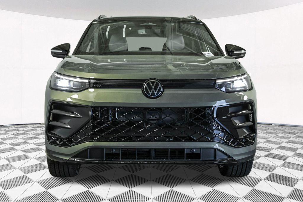 new 2025 Volkswagen Tiguan car, priced at $37,871