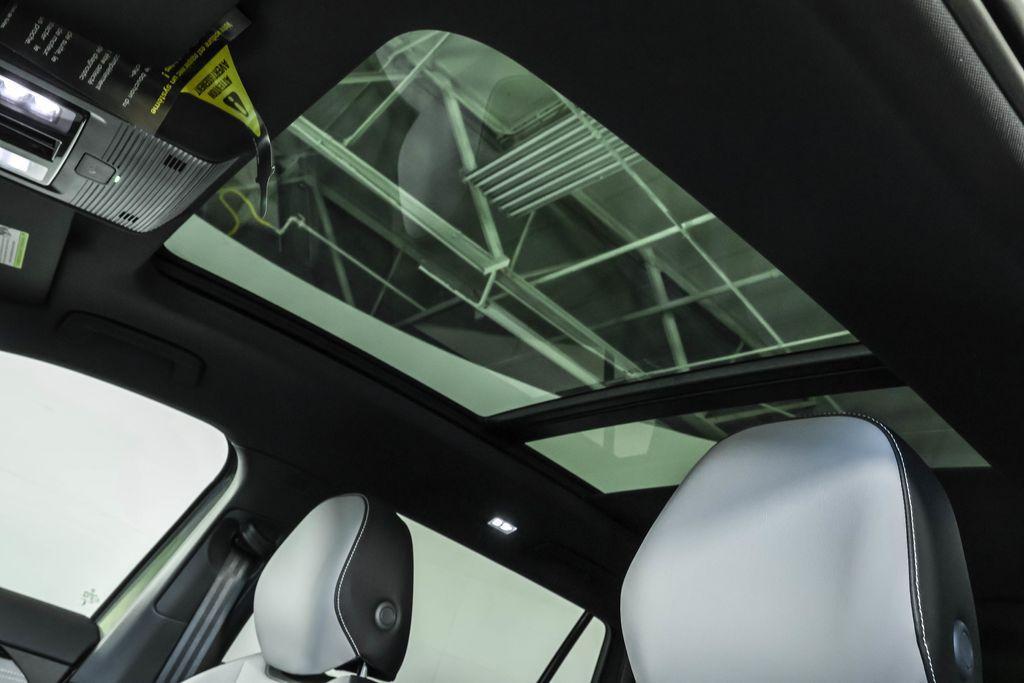 new 2025 Volkswagen Tiguan car, priced at $37,871