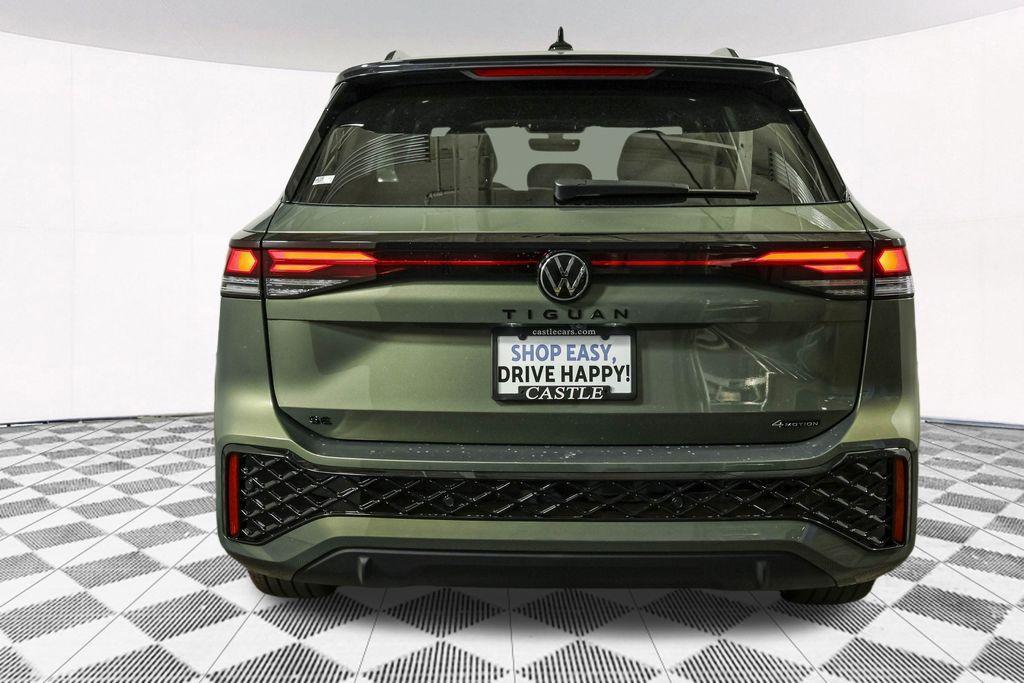 new 2025 Volkswagen Tiguan car, priced at $37,871