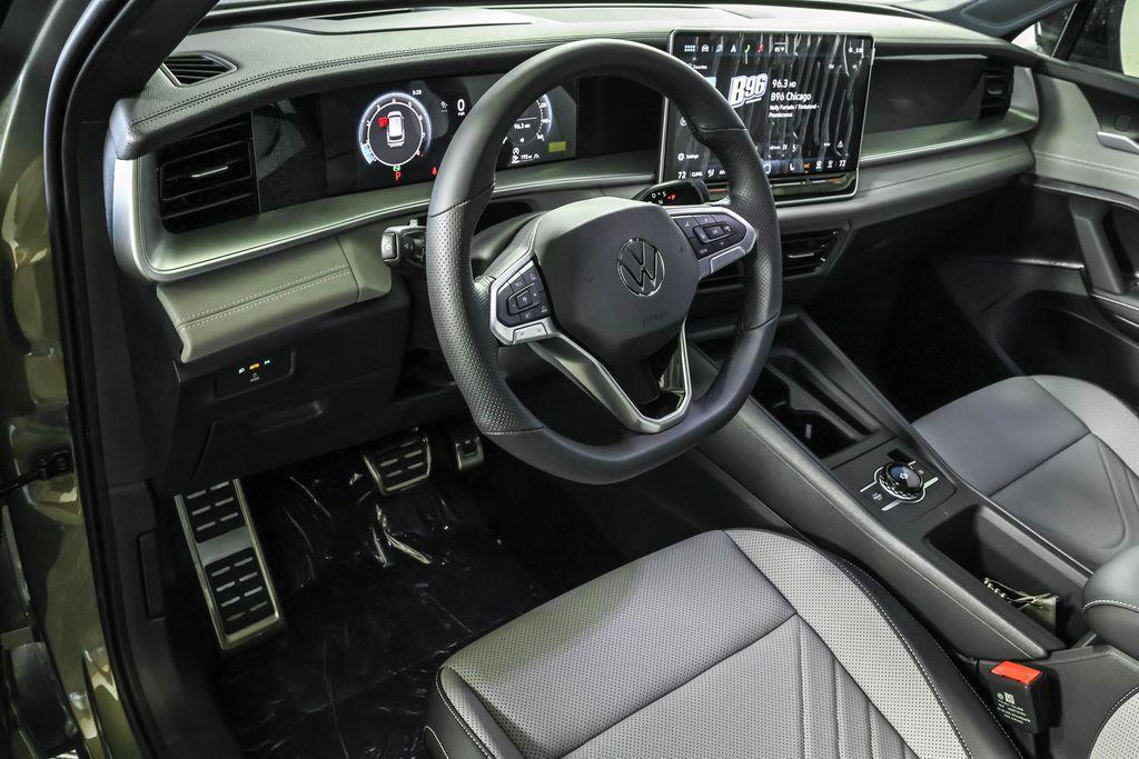 new 2025 Volkswagen Tiguan car, priced at $37,871