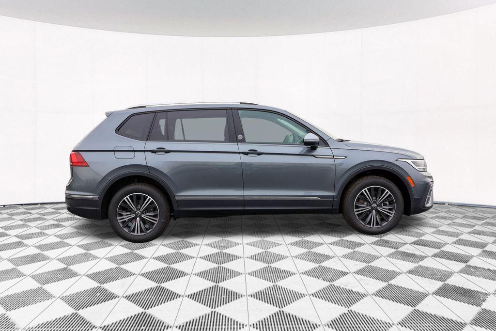 new 2024 Volkswagen Tiguan car, priced at $30,335