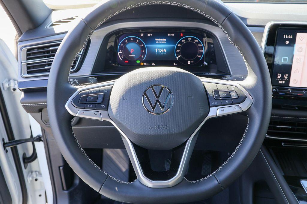 new 2025 Volkswagen Atlas Cross Sport car, priced at $43,603