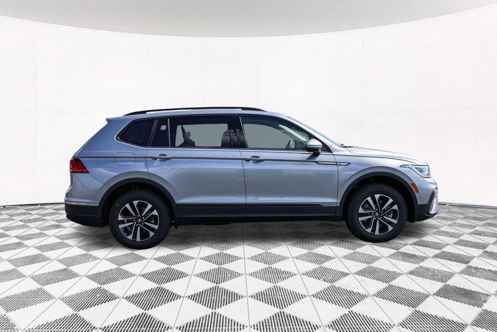 new 2024 Volkswagen Tiguan car, priced at $27,246