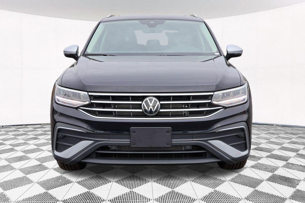 new 2024 Volkswagen Tiguan car, priced at $30,468