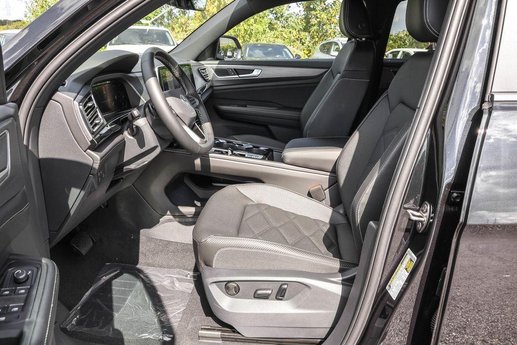 new 2026 Volkswagen Atlas Cross Sport car, priced at $44,862