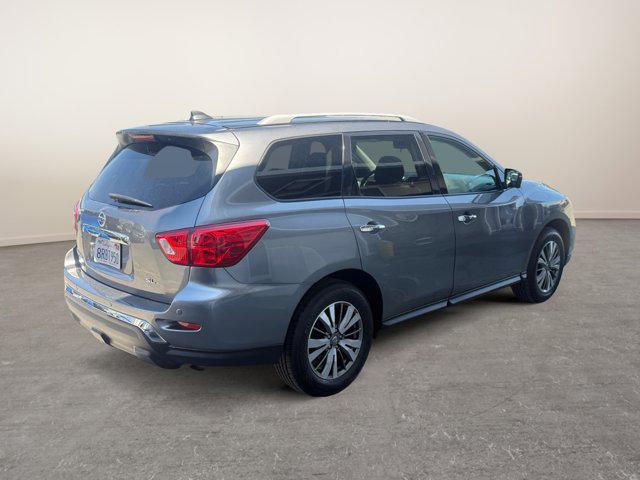 used 2020 Nissan Pathfinder car, priced at $24,492