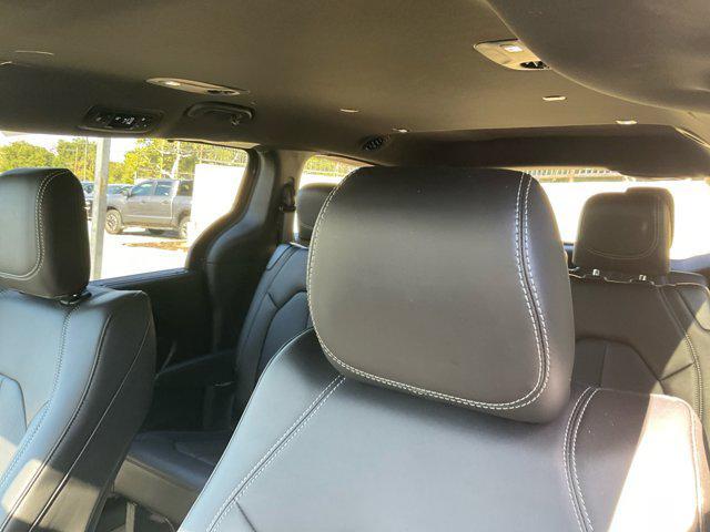 used 2025 Chrysler Pacifica car, priced at $34,500