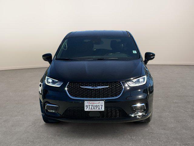 used 2025 Chrysler Pacifica car, priced at $34,500