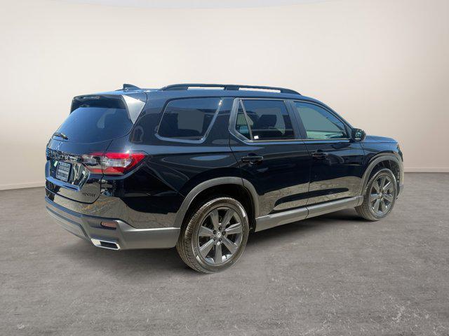 used 2025 Honda Pilot car, priced at $42,999