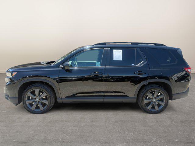 used 2025 Honda Pilot car, priced at $42,999