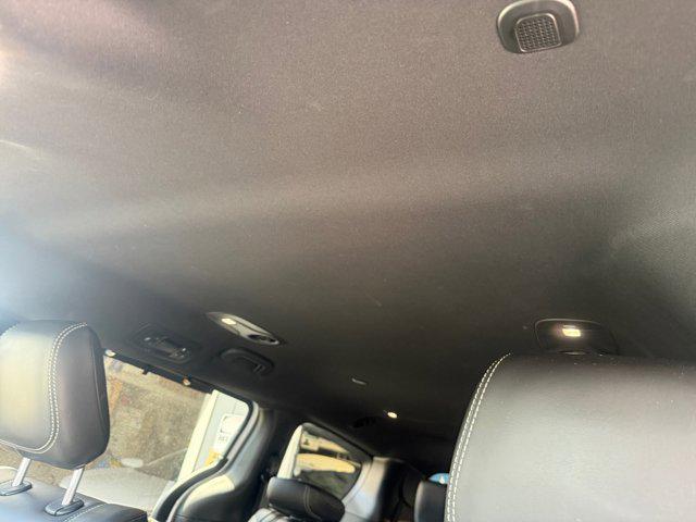 used 2025 Chrysler Pacifica car, priced at $30,995