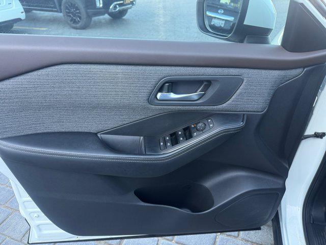 used 2021 Nissan Rogue car, priced at $19,999