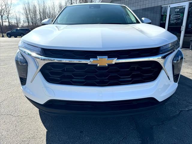 used 2025 Chevrolet Trax car, priced at $21,877