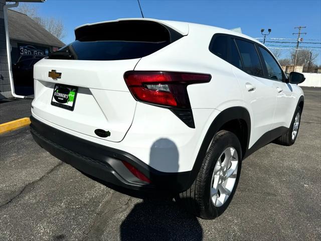 used 2025 Chevrolet Trax car, priced at $21,877