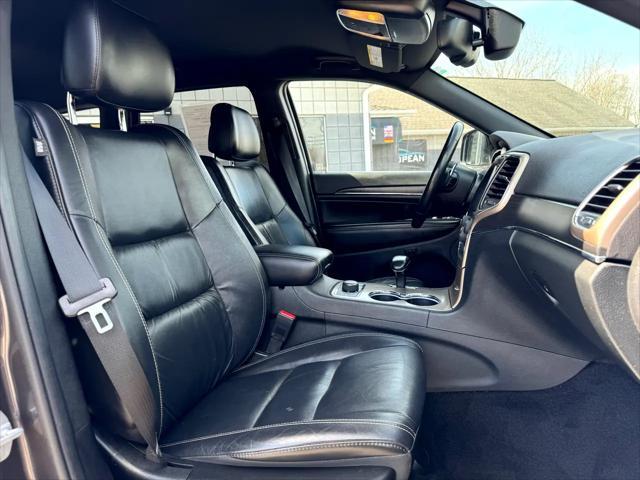 used 2015 Jeep Grand Cherokee car, priced at $13,877
