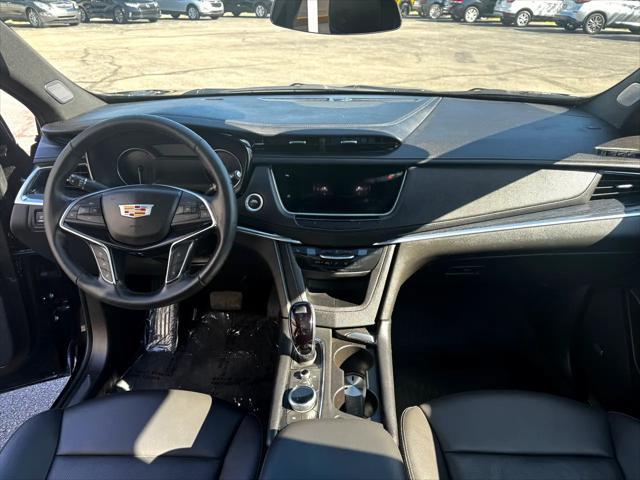 used 2023 Cadillac XT5 car, priced at $36,877