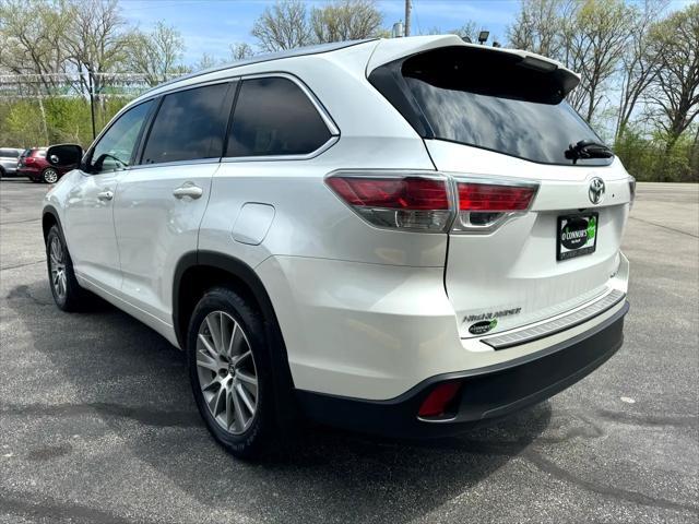 used 2016 Toyota Highlander car, priced at $17,877