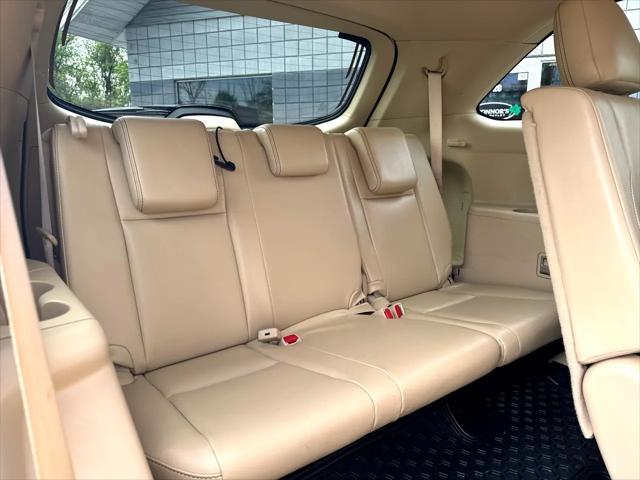 used 2016 Toyota Highlander car, priced at $17,877